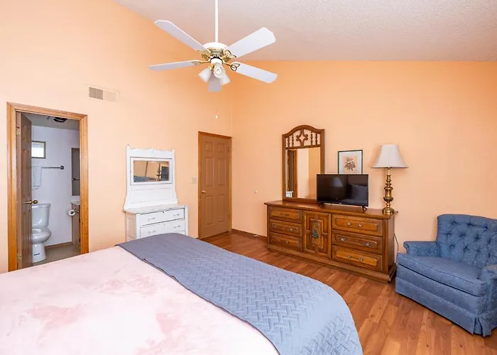 Bear Paw Holiday home *
